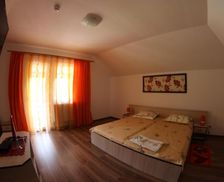 Romania Hunedoara Hunedoara vacation rental compare prices direct by owner 16425597