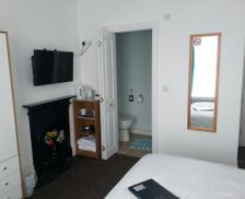 United Kingdom Essex Clacton-on-Sea vacation rental compare prices direct by owner 14023364