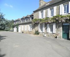 France Brittany Bégard vacation rental compare prices direct by owner 13986272