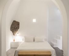 Greece Santorini Oia vacation rental compare prices direct by owner 19354161