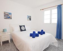 Spain Lanzarote Arrieta vacation rental compare prices direct by owner 14647635