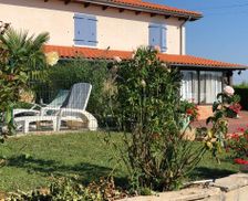 France New Aquitaine Marillac vacation rental compare prices direct by owner 13602585