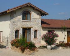 France Rhône-Alps Saint-Rémy vacation rental compare prices direct by owner 14002370