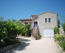France Provence-Alpes-Côte d'Azur Vaison-la-Romaine vacation rental compare prices direct by owner 15798721