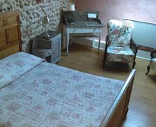 France Burgundy Villeneuve-sur-Yonne vacation rental compare prices direct by owner 12987706