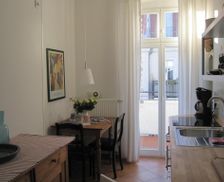 Germany Brandenburg Berlin vacation rental compare prices direct by owner 18878317