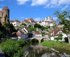 France Burgundy Semur-en-Auxois vacation rental compare prices direct by owner 23766116