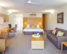 Australia Queensland Gold Coast vacation rental compare prices direct by owner 13953147