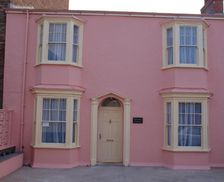 United Kingdom  Tenby vacation rental compare prices direct by owner 13445403