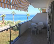 Italy Sicily SantʼAlessio Siculo vacation rental compare prices direct by owner 14508366
