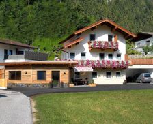 Austria Tyrol Mayrhofen vacation rental compare prices direct by owner 18331080