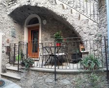 Italy Liguria Castelbianco vacation rental compare prices direct by owner 6559823