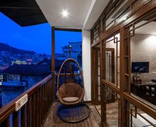 China Hunan Fenghuang County vacation rental compare prices direct by owner 13973744