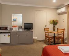 Australia New South Wales West Wyalong vacation rental compare prices direct by owner 17986112
