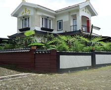 Indonesia West Java Cianjur vacation rental compare prices direct by owner 27059631