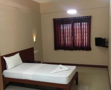 India Kerala Kāsaragod vacation rental compare prices direct by owner 13959124