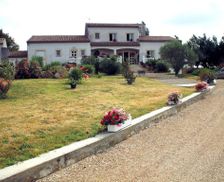 France Languedoc-Roussillon Issel vacation rental compare prices direct by owner 13002742