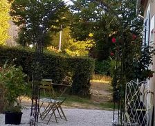 France Burgundy Treigny vacation rental compare prices direct by owner 18883936