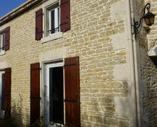 France Pays de la Loire Maillé vacation rental compare prices direct by owner 14008209