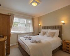 United Kingdom Scotland Brixham vacation rental compare prices direct by owner 13955099