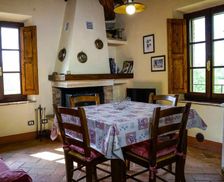 Italy Tuscany Monteriggioni vacation rental compare prices direct by owner 27031958