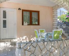 Croatia Sibenik-Knin County Rogoznica vacation rental compare prices direct by owner 5131817