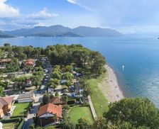 Italy Lombardy Maccagno Inferiore vacation rental compare prices direct by owner 26926537