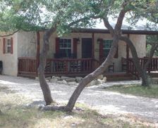 United States Texas Pipe Creek vacation rental compare prices direct by owner 12686868