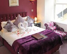 United Kingdom Cumbria Windermere vacation rental compare prices direct by owner 18213711