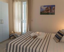 Italy Sicily Sampieri vacation rental compare prices direct by owner 18342185