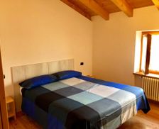 Italy Lombardy Temù vacation rental compare prices direct by owner 16463567