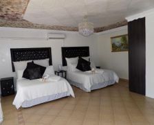 South Africa North West Mogwase vacation rental compare prices direct by owner 16347132