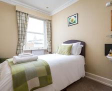 United Kingdom Gloucestershire Cheltenham vacation rental compare prices direct by owner 32912949