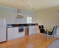 Australia Tasmania Strahan vacation rental compare prices direct by owner 9017734