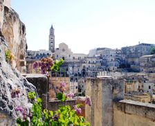 Italy Basilicata Matera vacation rental compare prices direct by owner 26688063