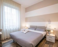 Italy Lombardy Saronno vacation rental compare prices direct by owner 23747844