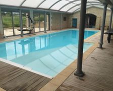 France Nouvelle-Aquitaine Jaunay-Clan vacation rental compare prices direct by owner 16333411