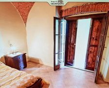 Italy Tuscany Usigliano vacation rental compare prices direct by owner 13963117