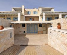 Greece Paros Naousa vacation rental compare prices direct by owner 18580255