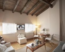 Spain Navarre Pamplona vacation rental compare prices direct by owner 15014283