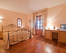 Italy Lazio Grottaferrata vacation rental compare prices direct by owner 18849903