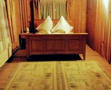 Romania Suceava Vama vacation rental compare prices direct by owner 18084891