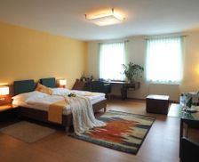 Austria Lower Austria Schloss Rosenau vacation rental compare prices direct by owner 13731228