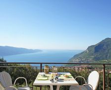 Italy Lombardy Tignale vacation rental compare prices direct by owner 18957754