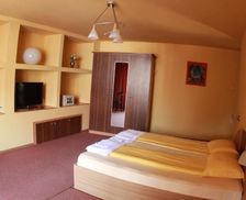 Romania Mureş Reghin vacation rental compare prices direct by owner 13660794