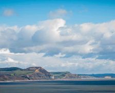 United Kingdom Dorset Lyme Regis vacation rental compare prices direct by owner 16020561
