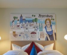 Germany Bavaria Regensburg vacation rental compare prices direct by owner 16111629