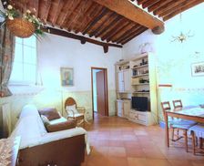 Italy Tuscany Lucca vacation rental compare prices direct by owner 6353719