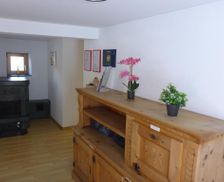 Switzerland Grisons Thusis vacation rental compare prices direct by owner 13686089