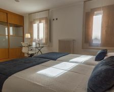 Spain Castilla-La Mancha Cuenca vacation rental compare prices direct by owner 14935778